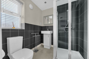 Photo 17- click for photo gallery